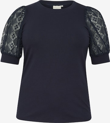 Tricou 'KCtana' de la KAFFE CURVE pe albastru: față