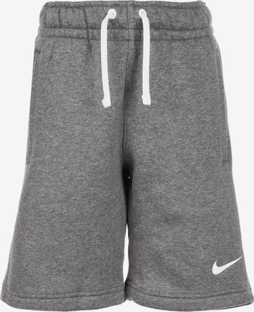 NIKE Regular Workout Pants 'Club19' in Grey: front