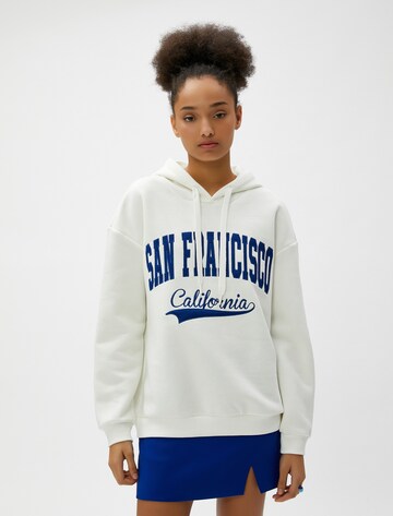 Koton Sweatshirt in White: front