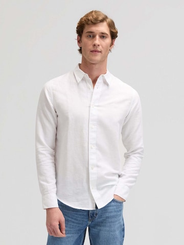 Lee Regular fit Button Up Shirt in White