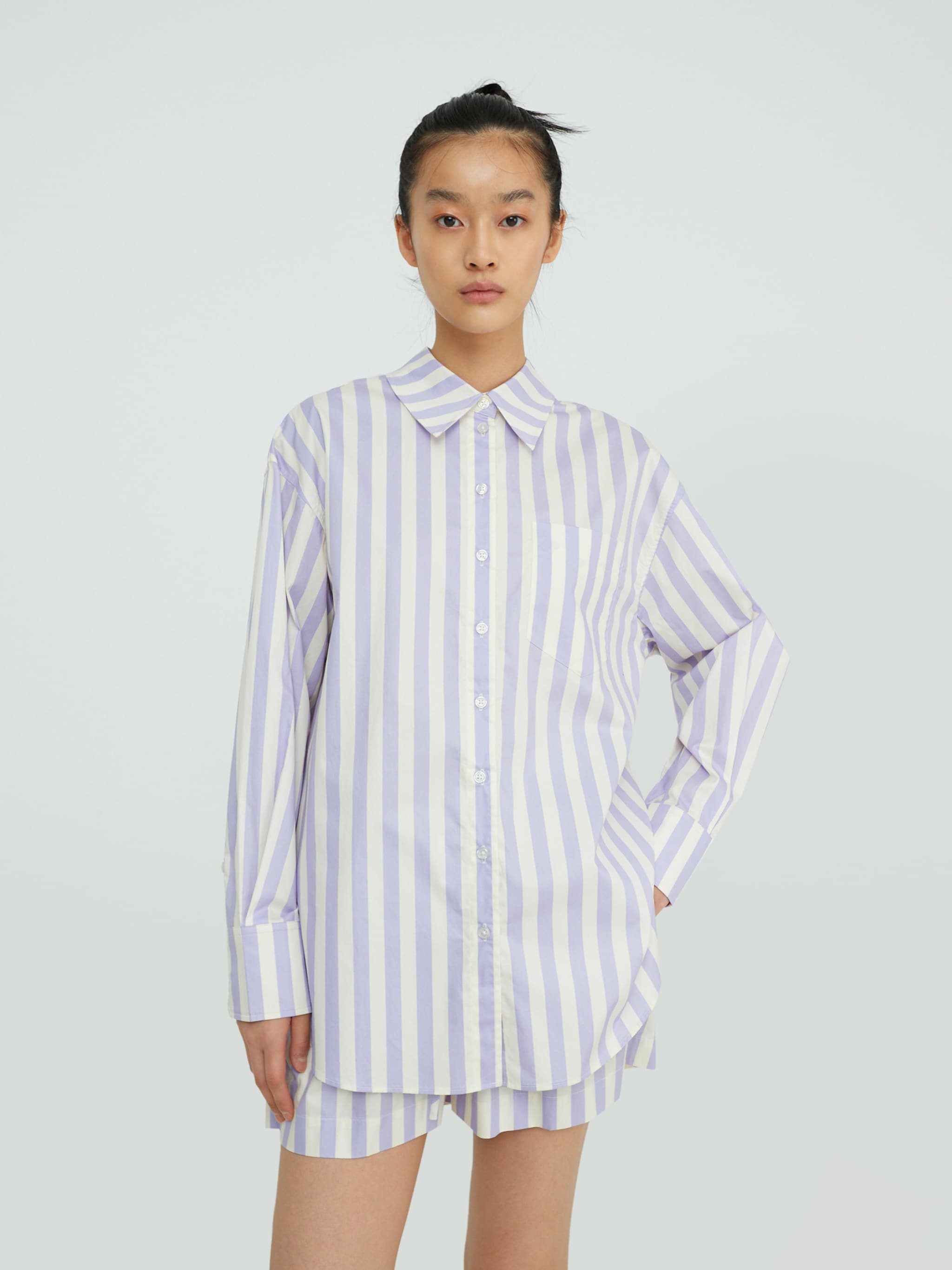 EDITED Produkter Bluse 'Nika' lyselilla