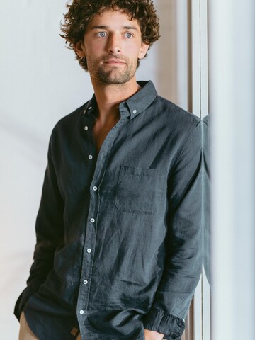 Living Crafts Comfort fit Button Up Shirt 'ROB' in Blue