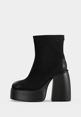 Botine 'HEART' de la BUFFALO pe negru: față