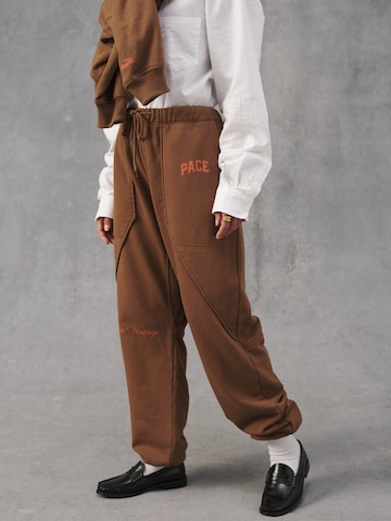 Effilé Pantalon 'Jonas' Pacemaker en marron