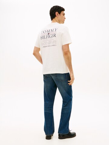 Tricou 'HERITAGE' de la TOMMY HILFIGER pe bej: spate