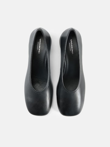 Décolleté 'Livia' di VAGABOND SHOEMAKERS in nero