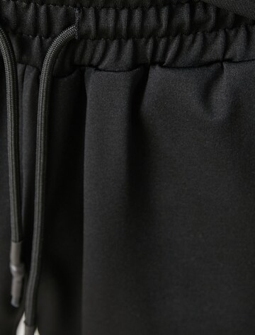 Koton Loosefit Broek in Zwart