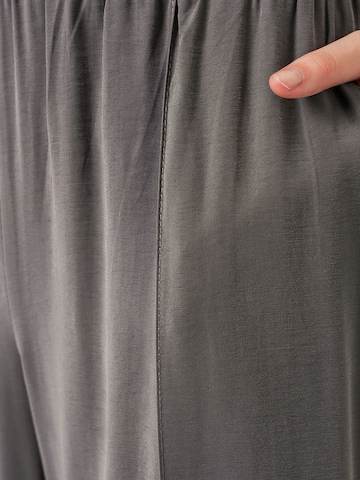 Wide Leg Pantalon Bigdart en gris
