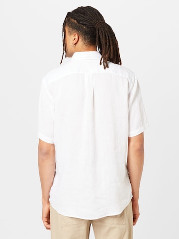 FYNCH-HATTON - Ajuste regular Camisa en blanco