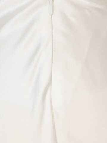 Nasty Gal Petite - Saia em branco