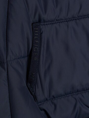 TOMMY HILFIGER Jacke in Blau