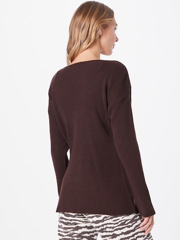 In The Style - Pullover 'JAC JOSSA' em castanho