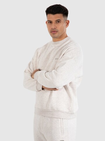 Smilodox Sweatshirt 'Kade' in Beige