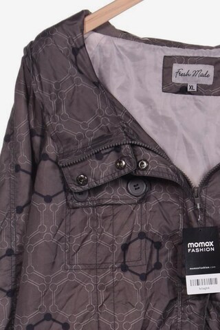 Fresh Made Jacket & Coat in XL in Grey