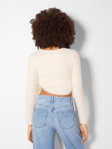 Bershka Pullover in Beige