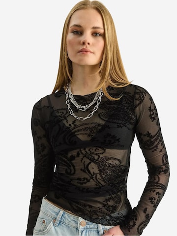 Bianco Lucci - Blusa em preto