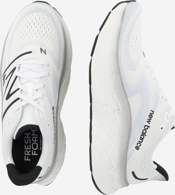 Chaussure de course 'X More v4' new balance en blanc