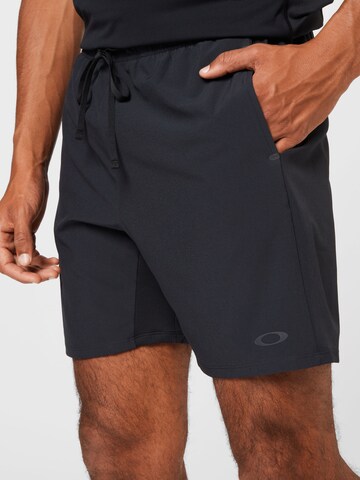 OAKLEY Regular Workout Pants in Black