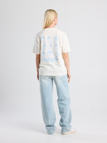 America Today Shirt in White