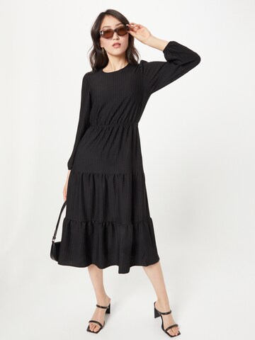 Oasis Kleid in Schwarz