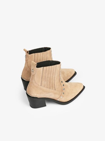 Scalpers Booties in Beige