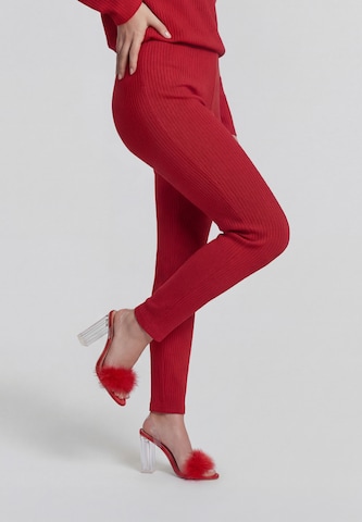 faina - Slimfit Leggings en rojo