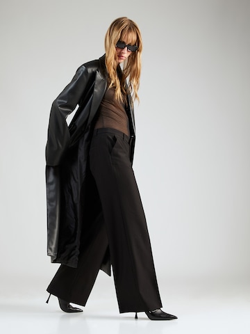 Twist & Tango Wide leg Trousers with creases 'Tracy' in Black