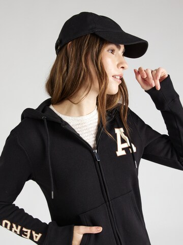 AÉROPOSTALE Sweatjacke in Schwarz