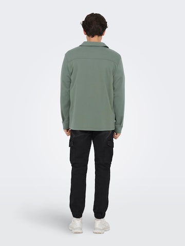 Only & Sons Средняя посадка Рубашка 'New Kodyl' в Зеленый