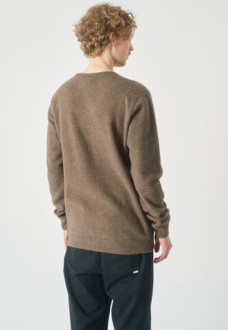 Cleptomanicx Sweatshirt 'Noitch' in Braun