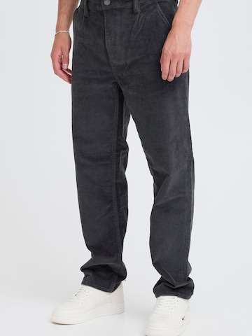 Loosefit Pantalon chino ' BHMADDOX-Cord ' BLEND en gris