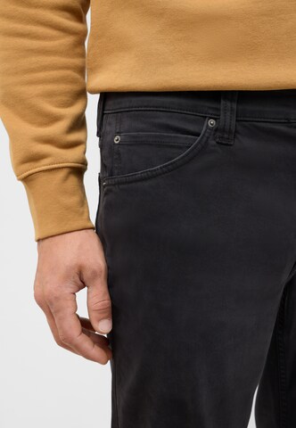 MUSTANG Regular Trousers 'Tramper' in Black