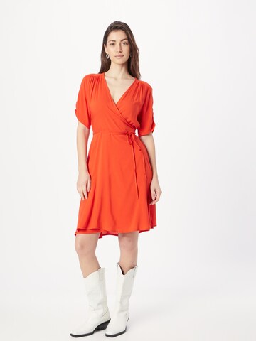 b.young Καλοκαιρινό φόρεμα 'JOELLA' σε κόκκινο: μπροστά