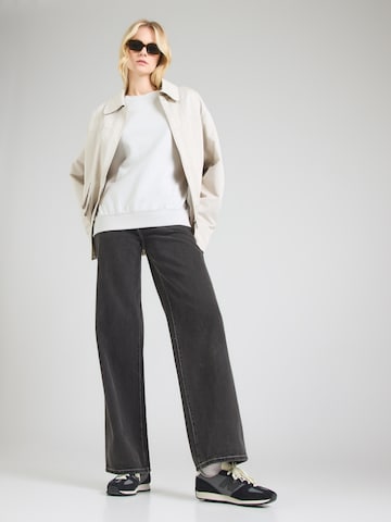 Pegador Majica 'SELA' | siva barva