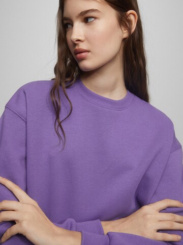 Pull&Bear Sweatshirt in Lila