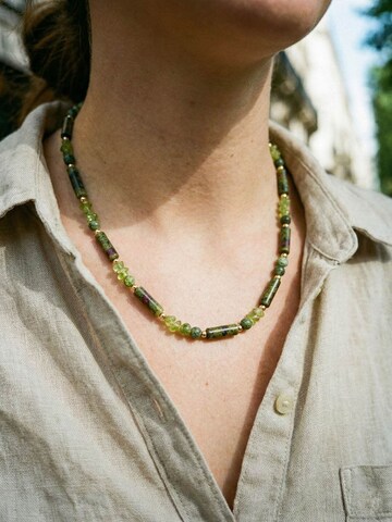 Nemomatheo Necklace 'Regenwald – Naturstein-Röhrenperlen' in Gold