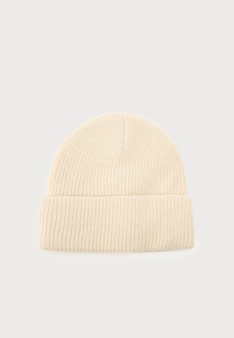 EA7 Emporio Armani Beanie in Beige