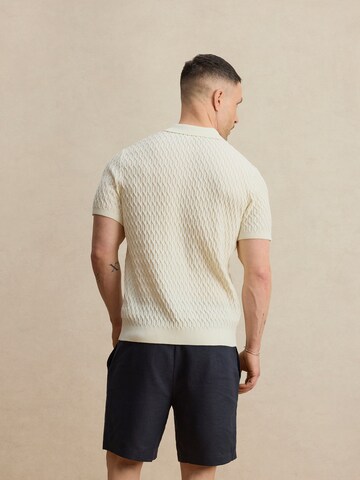 DAN FOX APPAREL Μπλουζάκι 'Manuel' σε λευκό