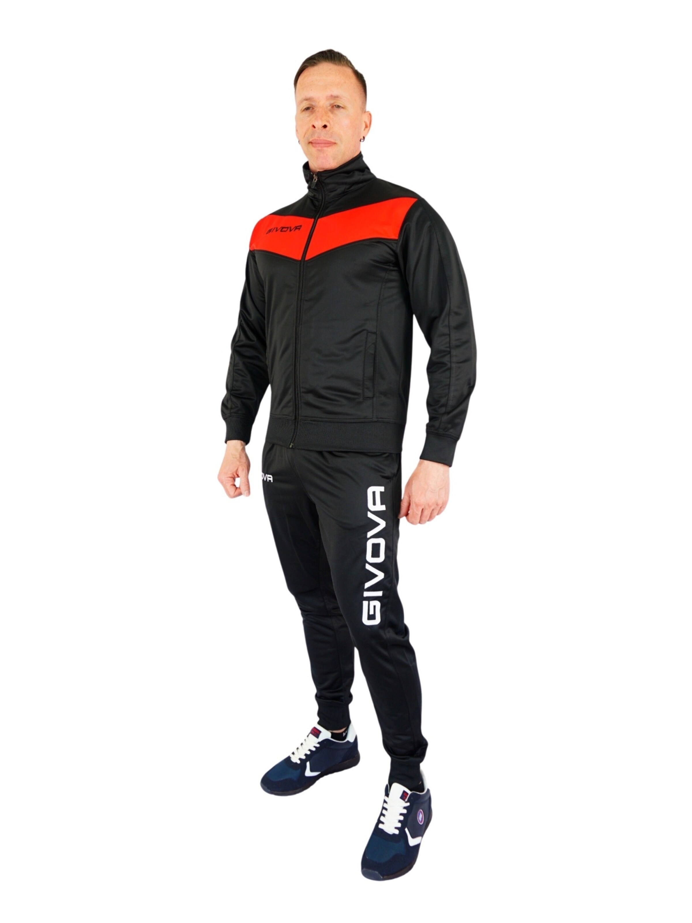 Givova Sweat suit in Black: front