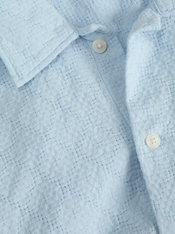 JACK & JONES Comfort fit Button Up Shirt in Blue