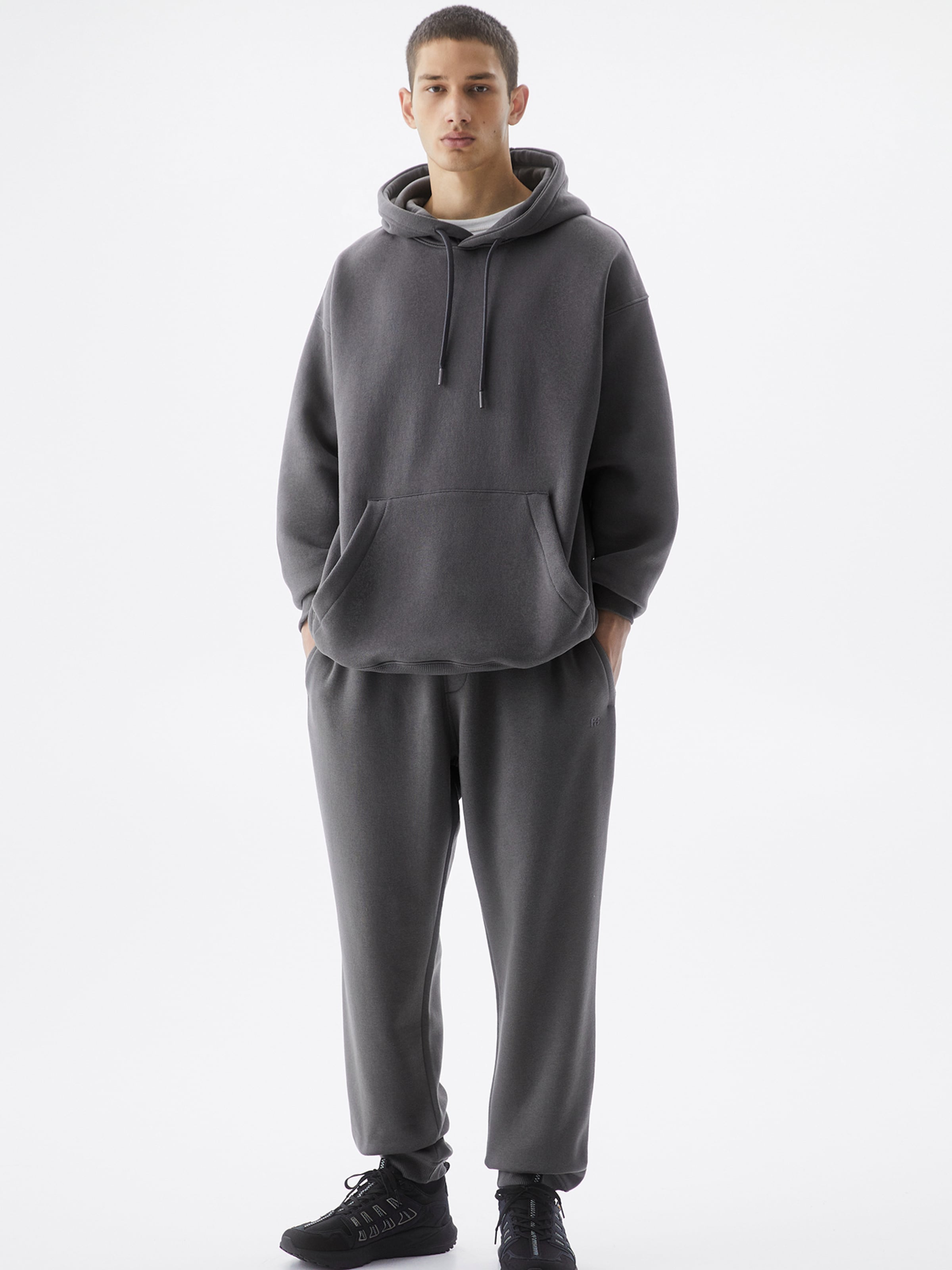 Dark grey cheap sweatsuit