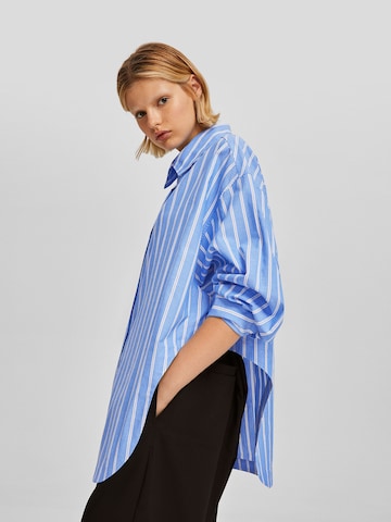 Bershka Blouse in Blue