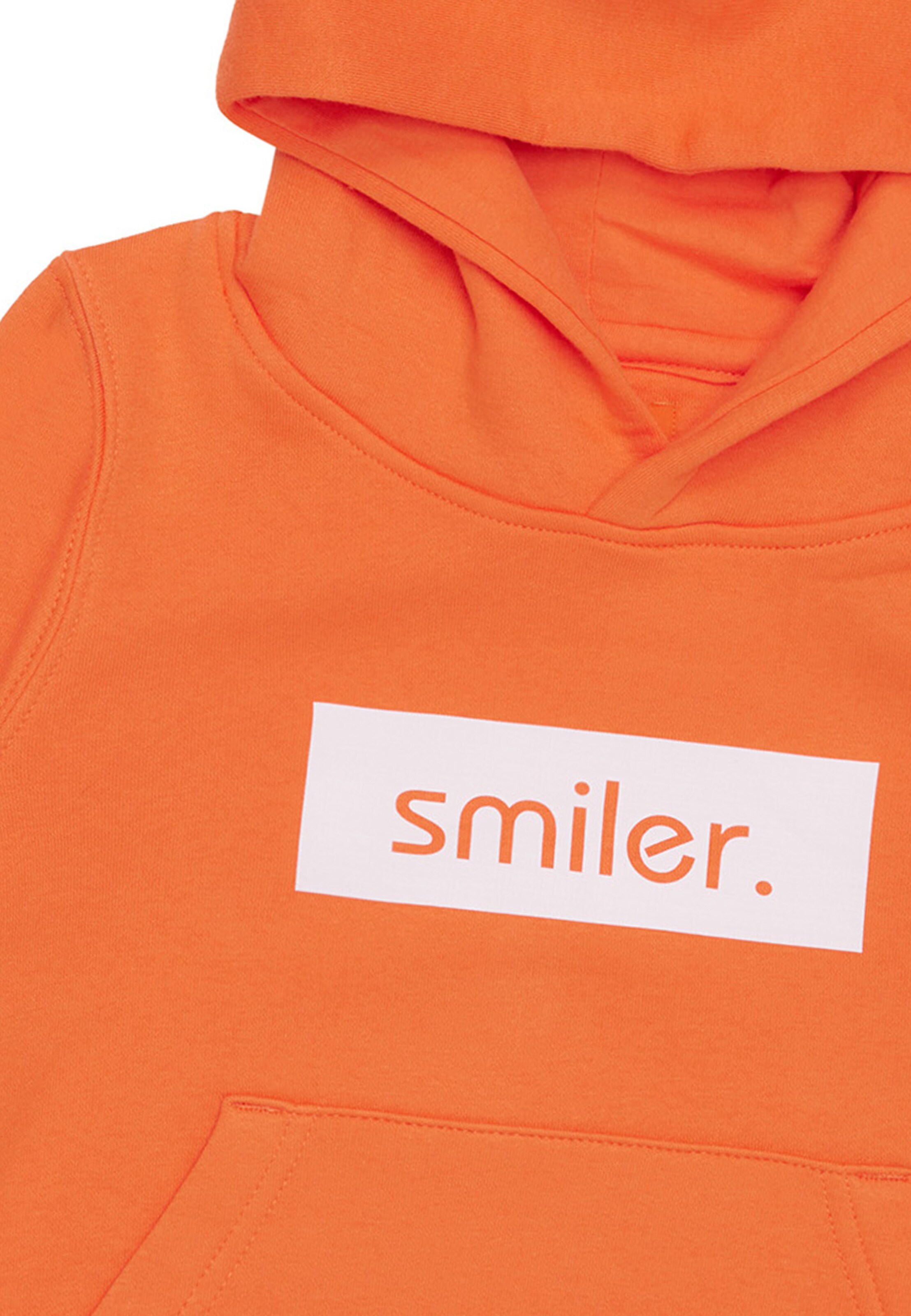 Sweat smiler. en orange