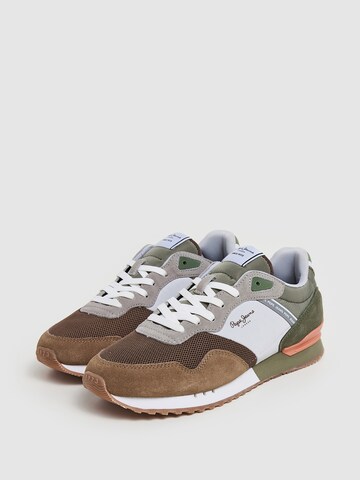 Baskets basses 'London Urban' Pepe Jeans en marron