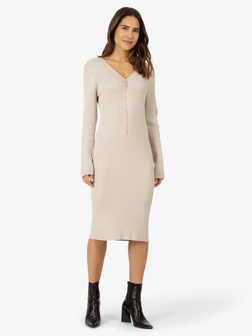 APART Knitted dress in Beige: front
