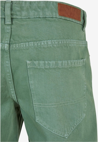 Urban Classics Regular Jeans i grønn