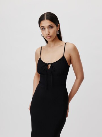 Robe d’été 'Fleur' LeGer by Lena Gercke en noir : devant