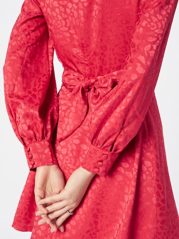 GUESS Φόρεμα 'BRIELLE' σε ροζ