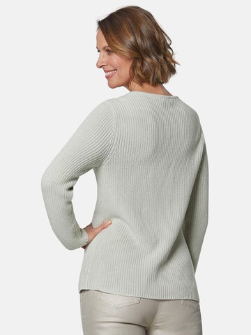 Goldner Pullover in Grau