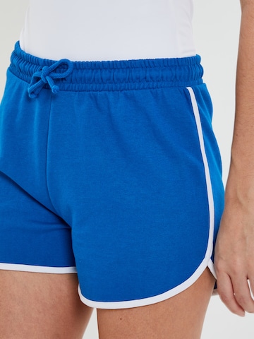 Threadbare Regular Shorts 'Freddie' in Blau